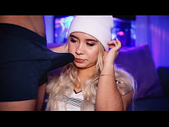 Play MP4 - Blonde sucks a cock passionately