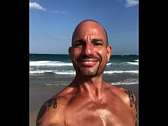 Play MP4 - BEACH BODY PORNSTAR