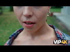 Play MP4 - VIP4K&period; She is the master of cheating and blowjobs