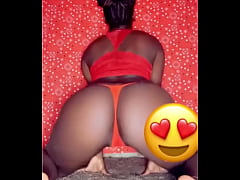 Play MP4 - Twerk Practice &vert; Did i do it right &quest; &lpar;Snpchat&colon; ximmoan18&rpar;