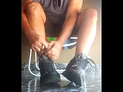 Play MP4 - Colocando a bota pra iniciar o dia e o chule