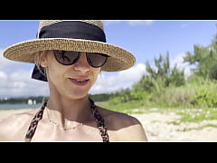 Play MP4 - SFW Cleaning Natural Beach at Pacific Ocean