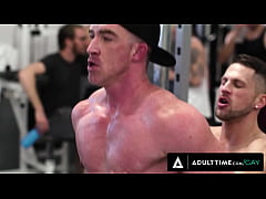 Play MP4 - HETEROFLEXIBLE - Alpha Fitness Trainer DOMINATES His Client's Ass For Everyone To See In Public Gym