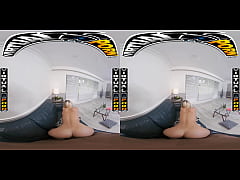 Play MP4 - VIRTUAL PORN - Smoking Hot Chloe Temple Lets Her Stepdad Jay Rub And Finger Her Wet Pussy