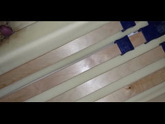 Play MP4 - I fuck the hole in the mattress and ejaculate sperm under the bed