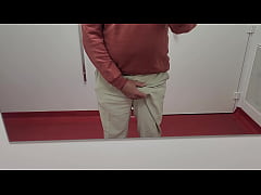 Play MP4 - Un d&eacute;but d'excitation visible dans les couloirs de l'h&ocirc;pital