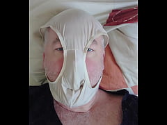 Play MP4 - Spa&szlig; mit dem hellen Slip