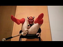 Play MP4 - 30 centimeters of baseball bat all on my crazy ass&excl;