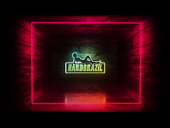 Play MP4 - Paloma Guedes na sua primeira vez faz uma DP