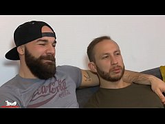 Play MP4 - Max shoves his tongue as far as he can priming Brent's ass