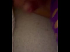 Play MP4 - Alikat2 spunks her hand