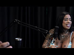 Play MP4 - Mama&comma; senta ou passa&comma; os homens que ela definiu&comma; mediu a bunda da morena gostosa&comma; e precisa fazer terapia porqu&ecirc;&period;&period;&period; - Marcelly Melo &lpar;WATCH ON&colon; SHEER&sol;RED&rpar;