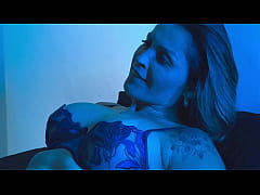 Play MP4 - Admire My Toes With Your Mouth