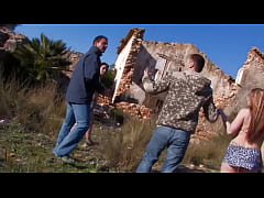 Play MP4 - Orgia e doppia penetrazione con 2 troie molto focose