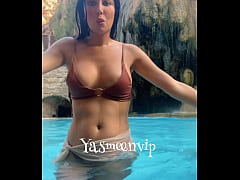 Play MP4 - Rejoins moi dans l&rsquo;eau b&eacute;b&eacute;