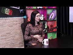 Play MP4 - A expectativa dos pais era que ela tivesse uma profiss&atilde;o&comma; mas demorou a aceitar que o porn&ocirc; era sua fonte de renda verdadeira - Lary Cubas