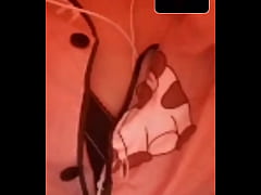 Play MP4 - Lần &dstrok;ầu em khoe th&acirc;n