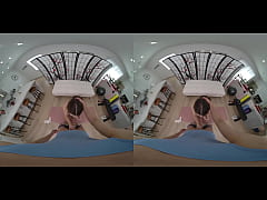 Play MP4 - Personal Trainer&colon; Juniper Ren