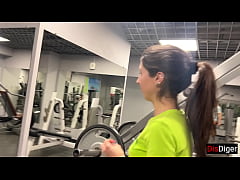 Play MP4 - Met a girl at the gym and fucked on the first date