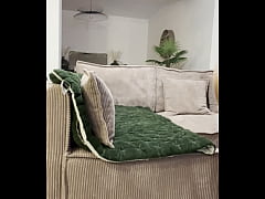 Play MP4 - Bient&ocirc;t le r&eacute;veillon&period;&period;&period;envie que je twerke comme &ccedil;a sur ton visage &quest;