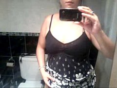 Play MP4 - VID-20131107-WA0013