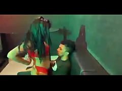Play MP4 - Transando com a japa na boate