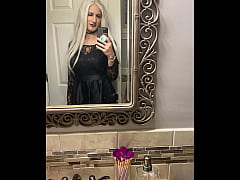 Play MP4 - Boyfriend Dressed as Woman