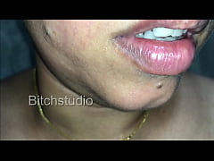 Play MP4 - wife get fun with peeing