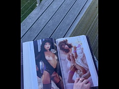 Play MP4 - Playboy magazine really turned me on