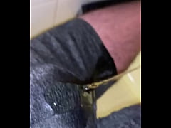 Play MP4 - Wetting My Boxers