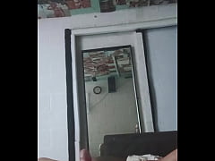 Play MP4 - Big Raski Cumshot