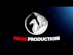 Play MP4 - Pegas Productions - Vanessa Russian Fourr&eacute;e aux &Eacute;checs