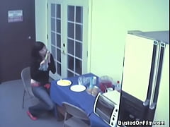 Play MP4 - Staff Room Masturbator