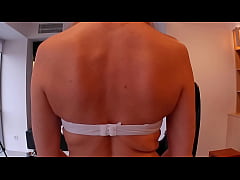 Play MP4 - The obedient secretary