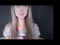 Play MP4 - Interview