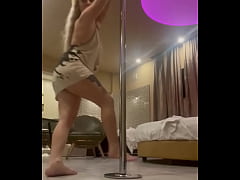 Play MP4 - Alina Modelista pole dance at a hotel strip pole