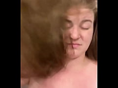 Play MP4 - Back in CT&period; Holy fucking travel day&period; So excited to shower and sleep on my own bed&period;