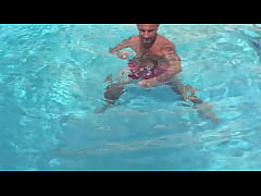 Play MP4 - MAXXX LOADZ SHADOW BOXING IN POOL