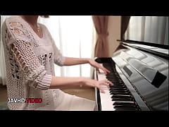 Play MP4 - Hot Amateur Teen Narumi Ayase Satisfies Herself in Steamy Solo Sex Scenes