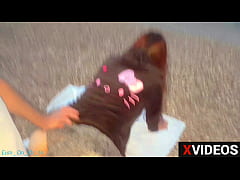 Play MP4 - STRANGER FUCK AND CUM IN PANTIES ON THE BEACH