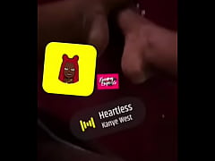 Play MP4 - White ebony toes