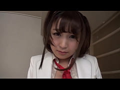 Play MP4 - 【超貴重】秋葉原の地下アイドルの特典会の様子。顔射ありの裏オプション 4