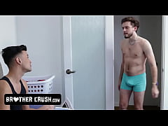 Play MP4 - BrotherCrush - Lucky Underwear Trailer