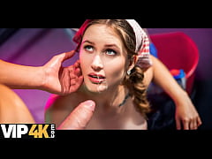 Play MP4 - BUFU XXX&period; Stripping and giving anal to become a star