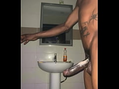 Play MP4 - My quickie in the boys toilet