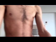 Play MP4 - Magrelo do pauz&atilde;o pediu massagem e pagou com pica&excl;