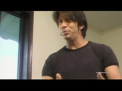 Play MP4 - Alex Devine adore sucer des bites et se faire &eacute;jaculer partout