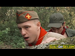 Play MP4 - Mike Edge massive dick goes inside and out to Noah White ass&period; Noah change to have someone simply for his pleasure&period; He went faster and suddenly pulled out of him&comma; jerking himself until squirted all over my lower back