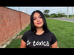 Play MP4 - Linda Joven es enga&ntilde;ada en su primer casting no sab&iacute;a que era una pel&iacute;cula porno