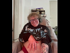 Play MP4 - FTM Plays with his boypussy